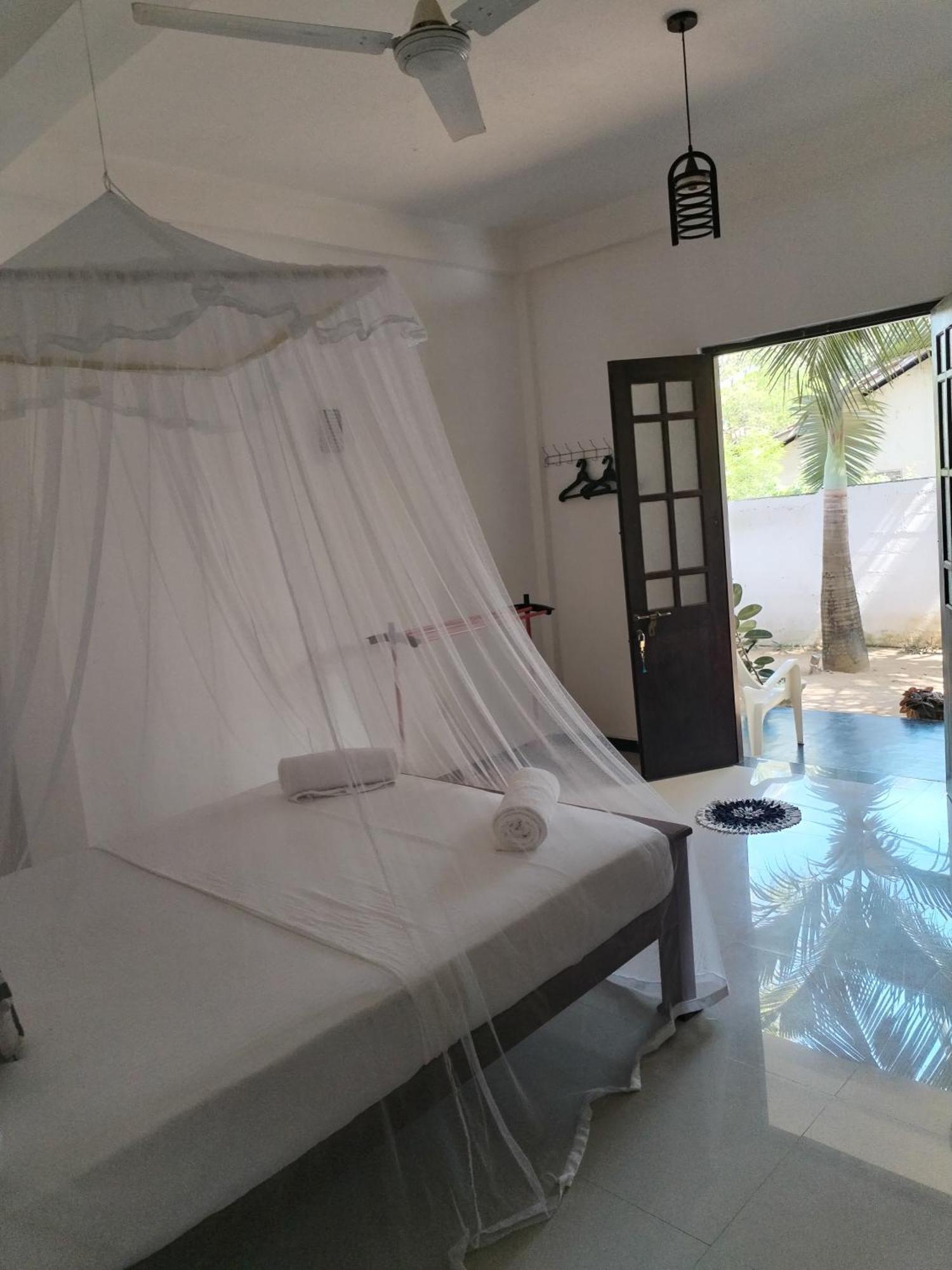 Leen Tangalle Exterior photo